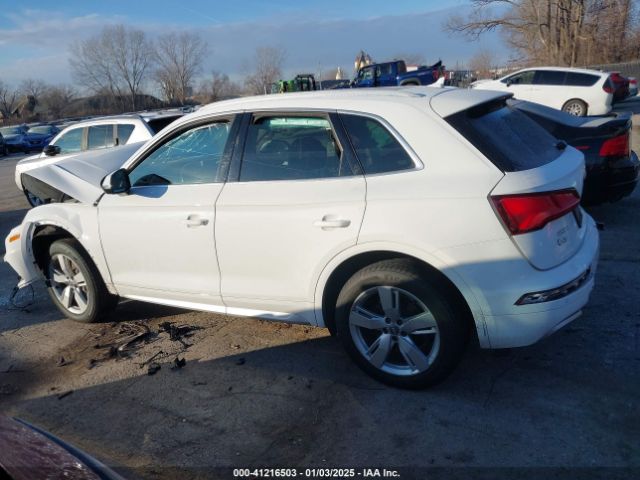 WA1BNAFY9J2204115 Audi Q5 2.0t Premium/2.0t Tech Premium
