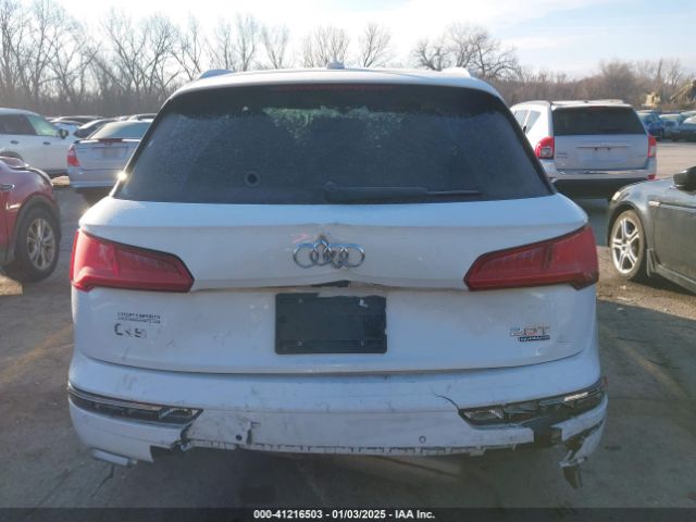 WA1BNAFY9J2204115 Audi Q5 2.0t Premium/2.0t Tech Premium