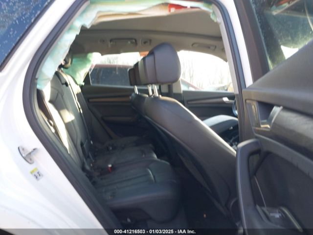 WA1BNAFY9J2204115 Audi Q5 2.0t Premium/2.0t Tech Premium