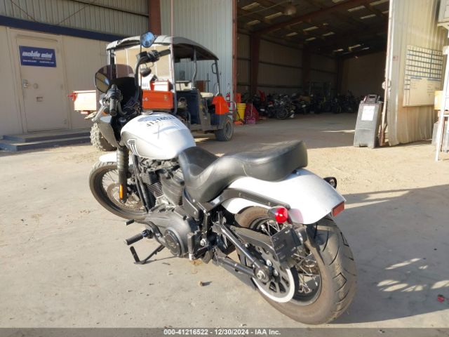 2021 HARLEY-DAVIDSON FXBBS 1HD1YYK29MB036627 Photo 2