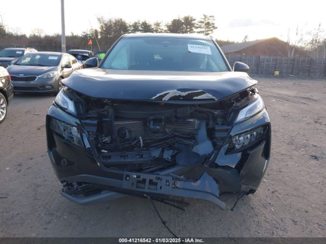 5N1BT3AB7PC737430 Nissan Rogue S Intelligent Awd