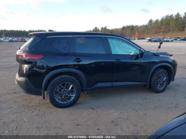 5N1BT3AB7PC737430 Nissan Rogue S Intelligent Awd