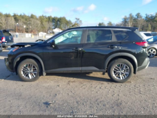 5N1BT3AB7PC737430 Nissan Rogue S Intelligent Awd