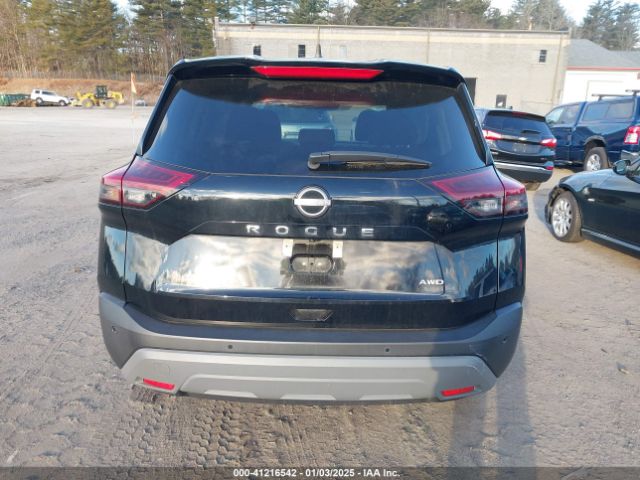 5N1BT3AB7PC737430 Nissan Rogue S Intelligent Awd