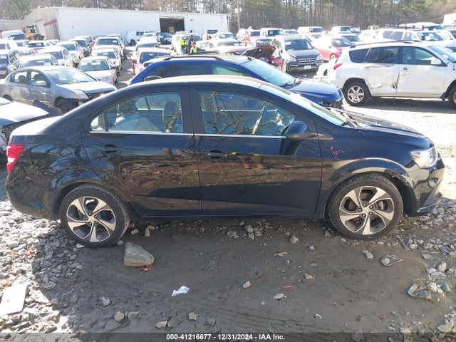 Chevrolet Sonic Premier 2019 1G1JF5SB6K4123093 Image 13