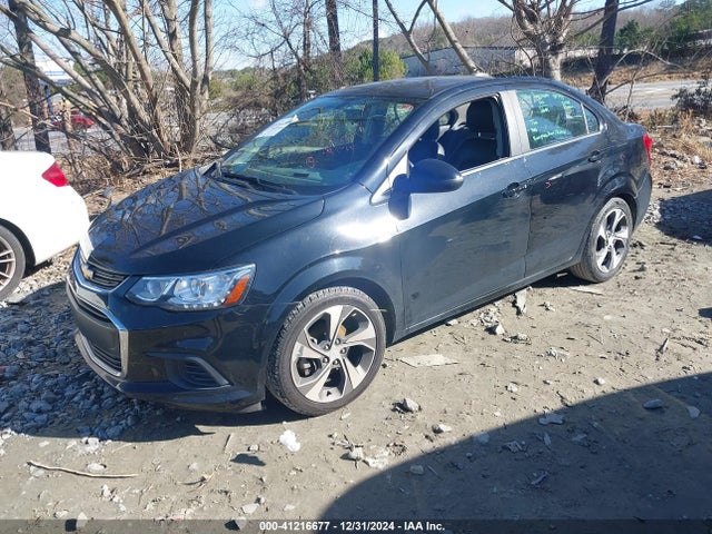 Chevrolet Sonic Premier 2019 1G1JF5SB6K4123093 Image 2