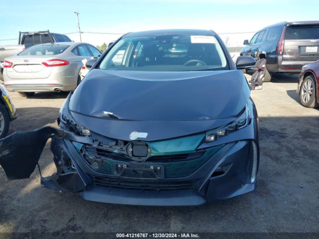 JTDKARFP8H3064585 Toyota Prius Prime Plus