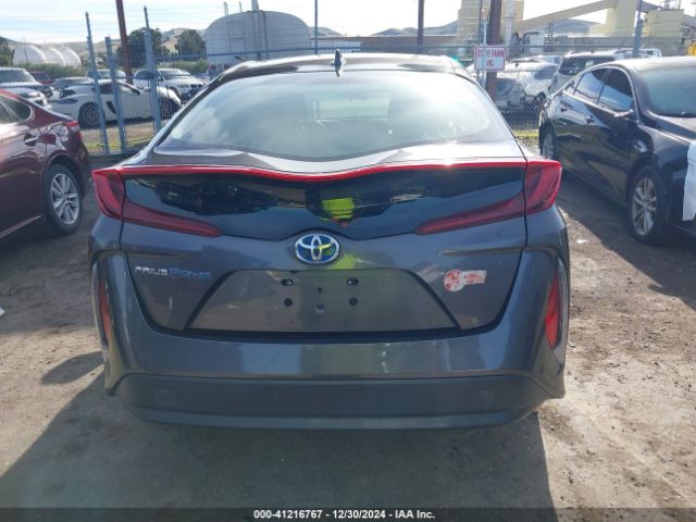 JTDKARFP8H3064585 Toyota Prius Prime Plus