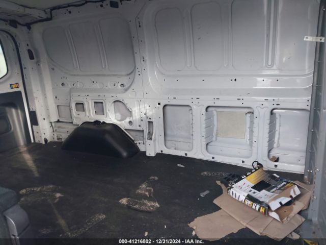 1FTNR1ZMXFKA38419 Ford Transit-250
