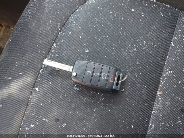 KIA SOUL + 2016 KNDJP3A58G7856014 Image 11