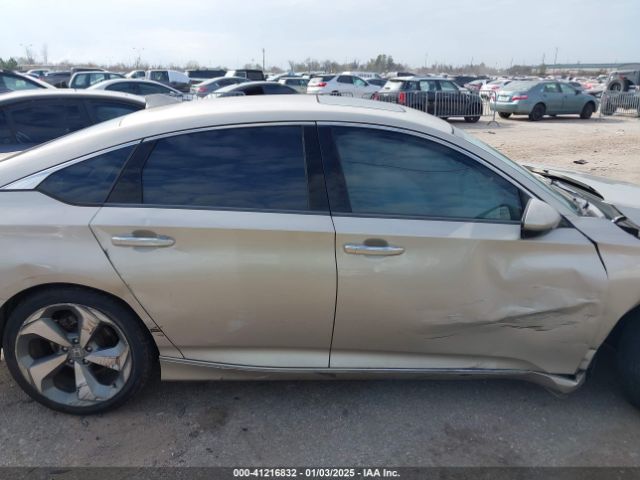 1HGCV2F94JA035878 Honda Accord Touring 2.0t