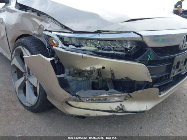 1HGCV2F94JA035878 Honda Accord Touring 2.0t