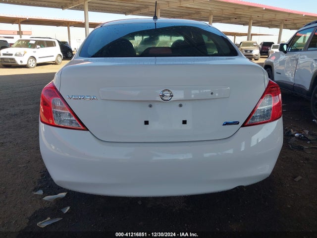 Nissan Versa 1.6 S 2014 3N1CN7AP2EL839809 Image 16