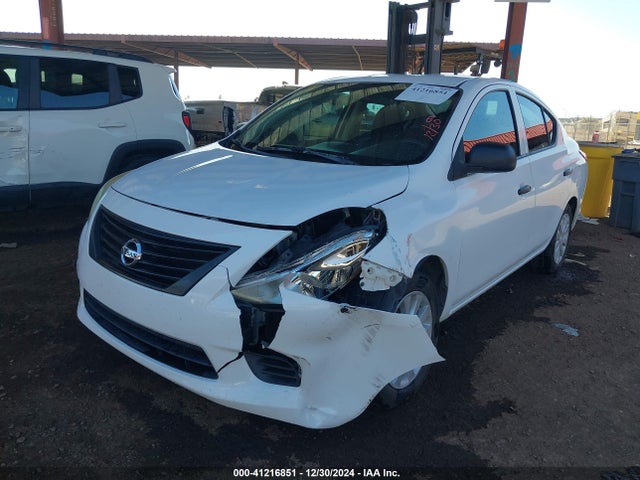 Nissan Versa 1.6 S 2014 3N1CN7AP2EL839809 Image 2