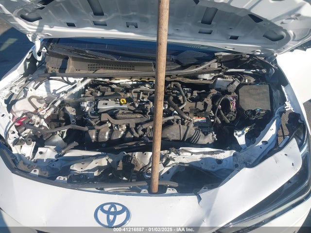 JTDACAAU1R3015637 Toyota Prius Limited