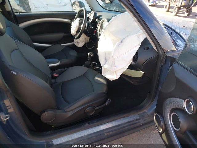 2010 MINI COOPER S WMWMF7C53ATZ73189 Photo 4