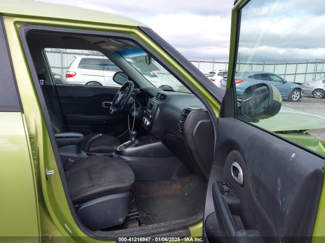 KNDJN2A2XF7784012 KIA Soul