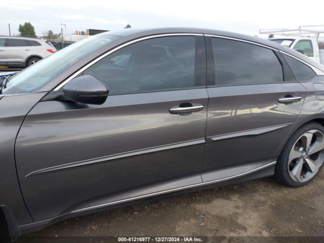 1HGCV2F93JA045382 Honda Accord Touring 2.0t