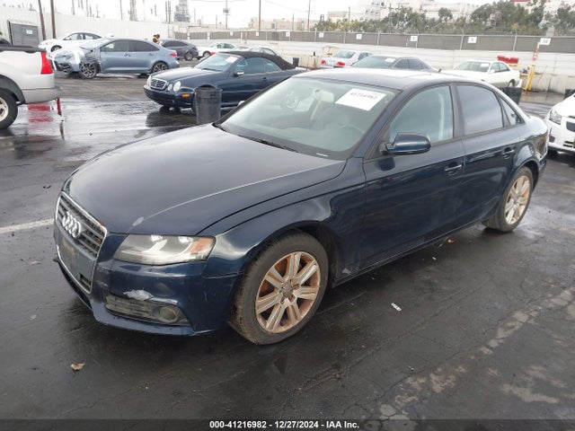 2011 AUDI A4 WAUAFAFL4BN041437 Photo 1