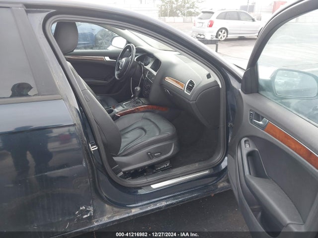 2011 AUDI A4 WAUAFAFL4BN041437 Photo 4