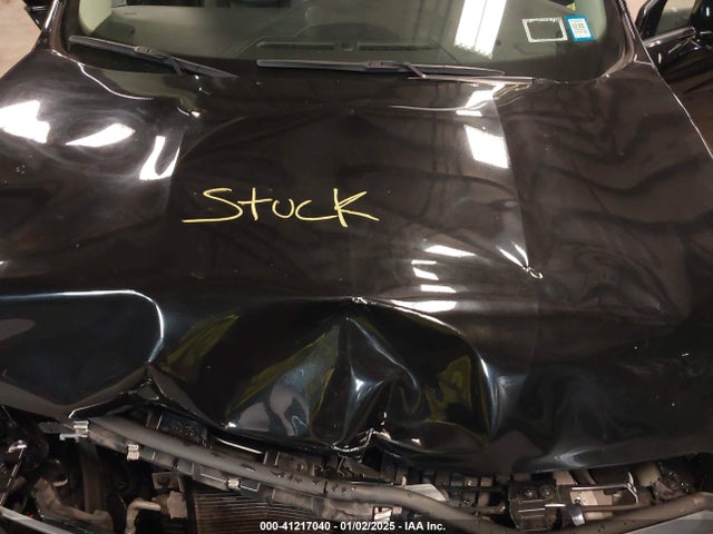 2018 CADILLAC XT5 1GYKNFRS2JZ195799 Photo 9