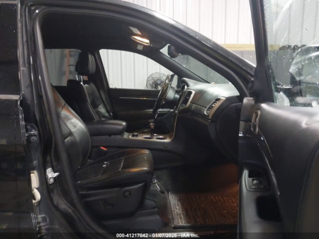 1C4RJFCT9EC105901 Jeep Grand Cherokee Overland