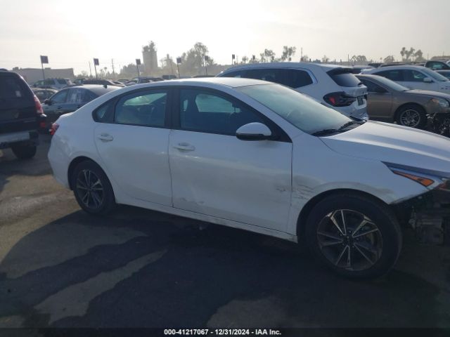 3KPF24AD0PE514297 KIA Forte Lxs