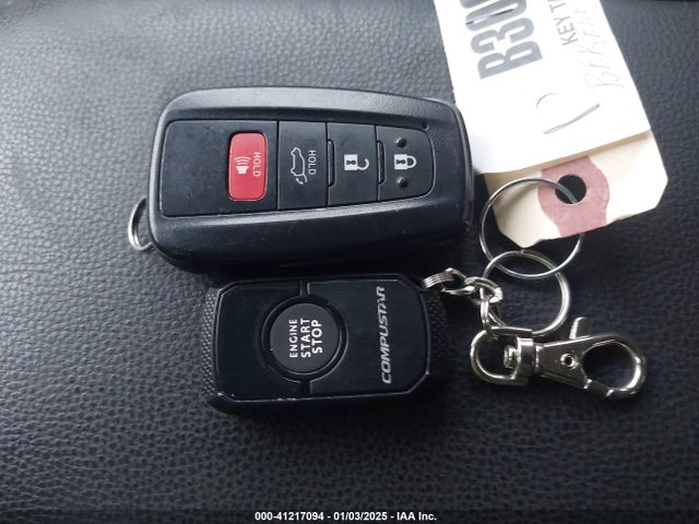 4T3RWRFV3NU059351 Toyota Rav4 Hybrid Xle