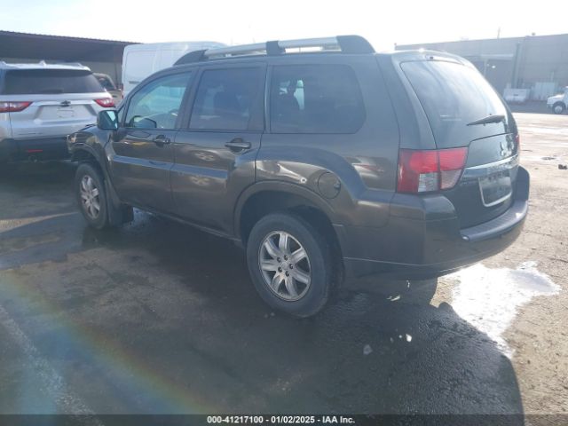 2011 MITSUBISHI ENDEAVOR 4A4JN2AS4BE030926 Photo 2