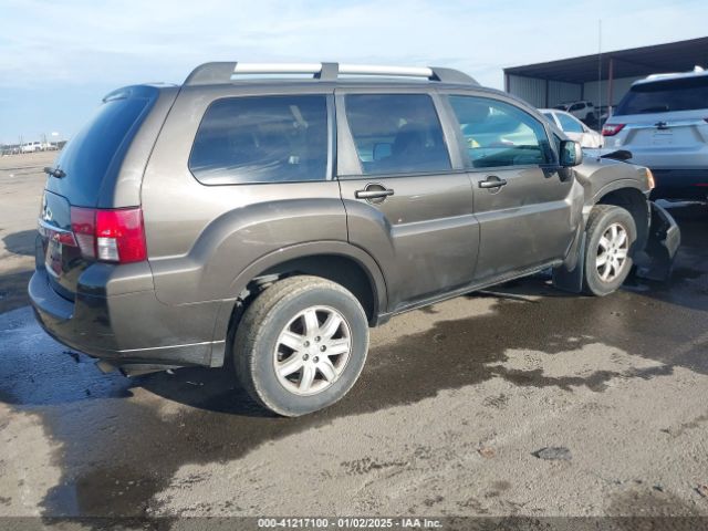 2011 MITSUBISHI ENDEAVOR 4A4JN2AS4BE030926 Photo 3