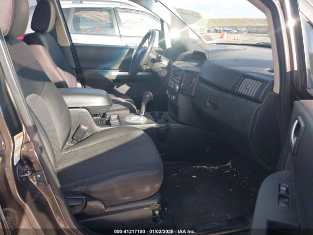 2011 MITSUBISHI ENDEAVOR 4A4JN2AS4BE030926 Photo 4