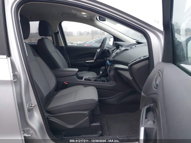 Ford ESCAPE SE 2017 1FMCU0GD8HUD29104 Image 5