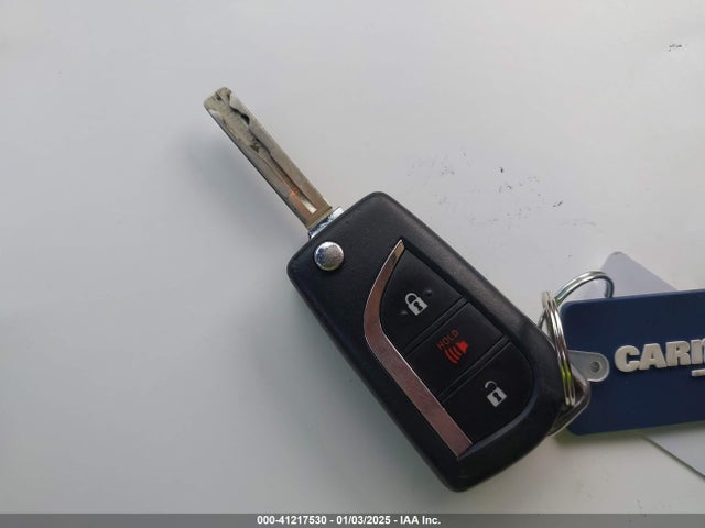 Toyota RAV4 LE 2019 JTMG1RFVXKJ009529 Image 11