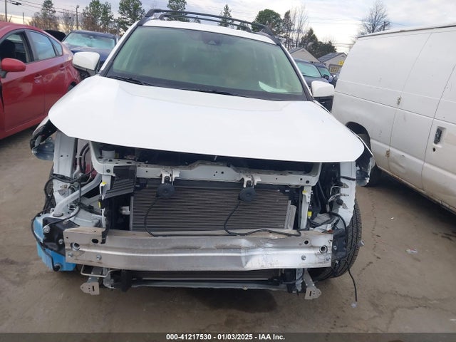 Toyota RAV4 LE 2019 JTMG1RFVXKJ009529 Image 13