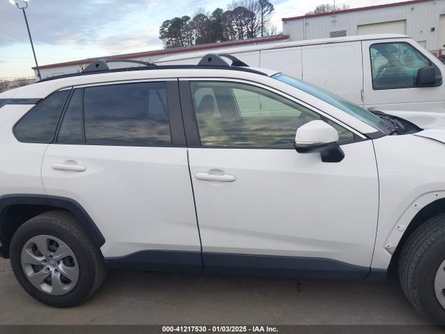 Toyota RAV4 LE 2019 JTMG1RFVXKJ009529 Image 14