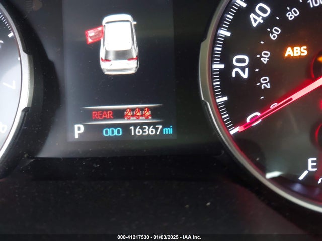 Toyota RAV4 LE 2019 JTMG1RFVXKJ009529 Image 16