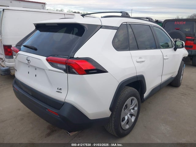 Toyota RAV4 LE 2019 JTMG1RFVXKJ009529 Image 4
