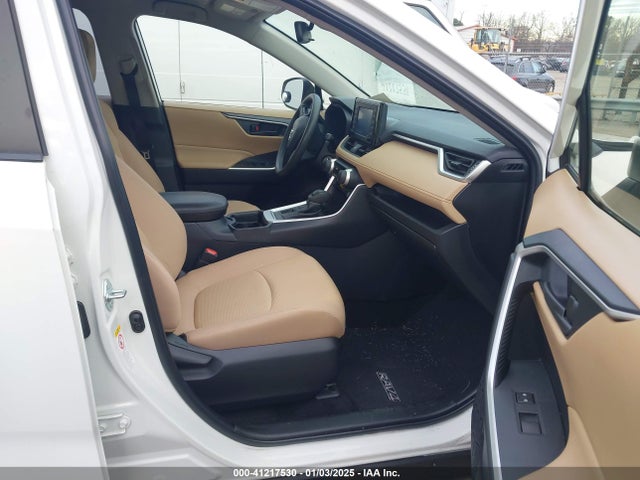 Toyota RAV4 LE 2019 JTMG1RFVXKJ009529 Image 5