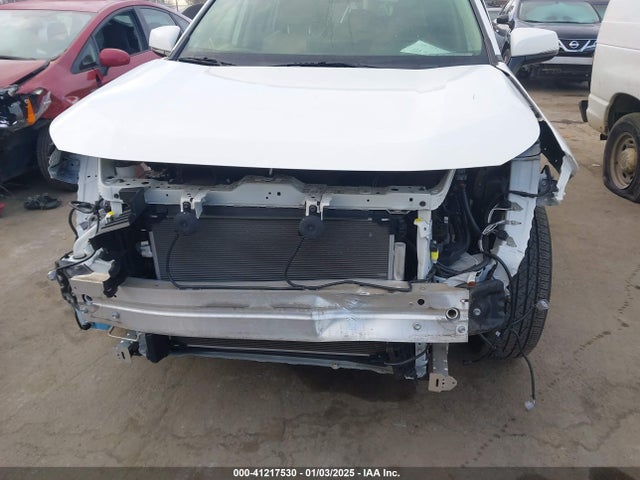 Toyota RAV4 LE 2019 JTMG1RFVXKJ009529 Image 6