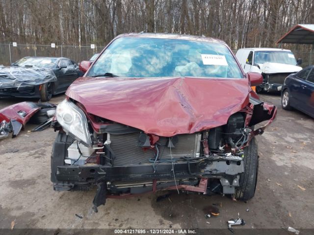 5TDYZ3DC3LS051069 Toyota SIENNA XLE