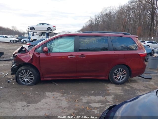 5TDYZ3DC3LS051069 Toyota SIENNA XLE