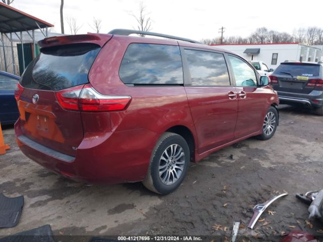 5TDYZ3DC3LS051069 Toyota SIENNA XLE