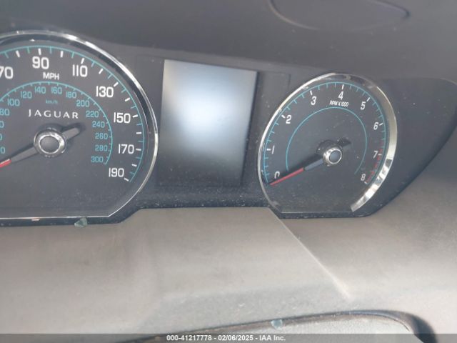 2013 JAGUAR XF SAJWA0HE3DMS79581 Photo 6