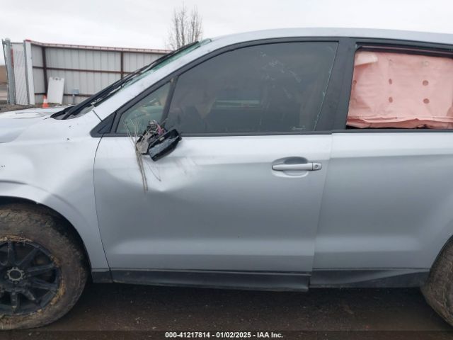 JF2SJAAC1HG457943 Subaru Forester 2.5i