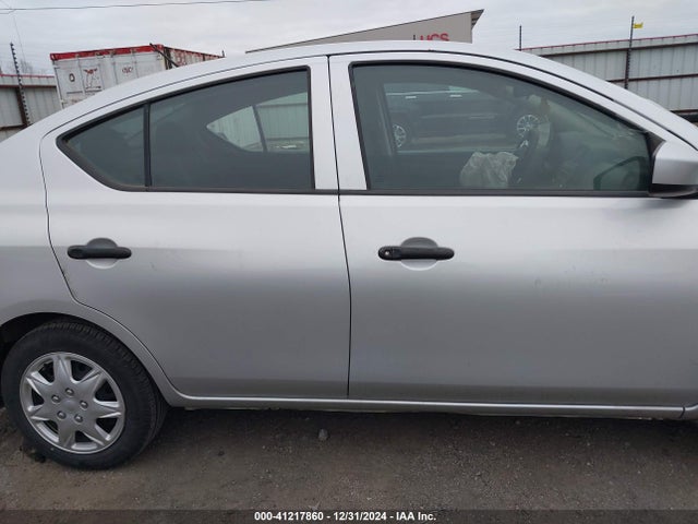 3N1CN7AP9JL829689 Nissan Versa 1.6 S+