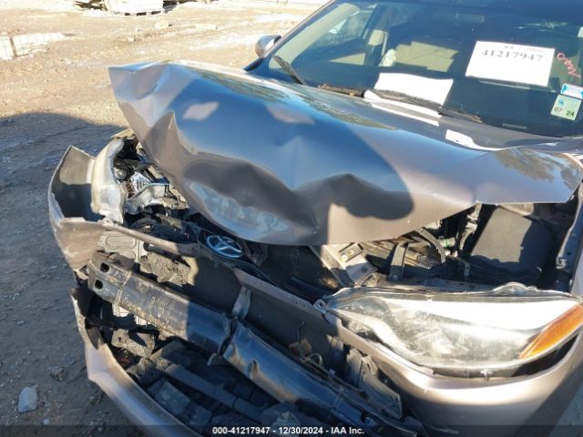 2T1BURHE1GC662798 Toyota Corolla Le Plus
