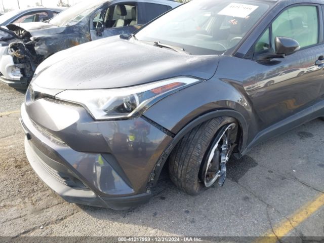 JTNKHMBX2J1010894 Toyota C-hr Xle Premium