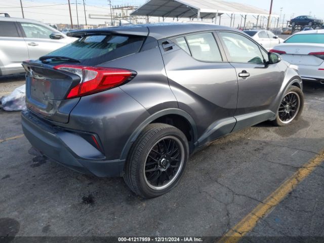 JTNKHMBX2J1010894 Toyota C-hr Xle Premium