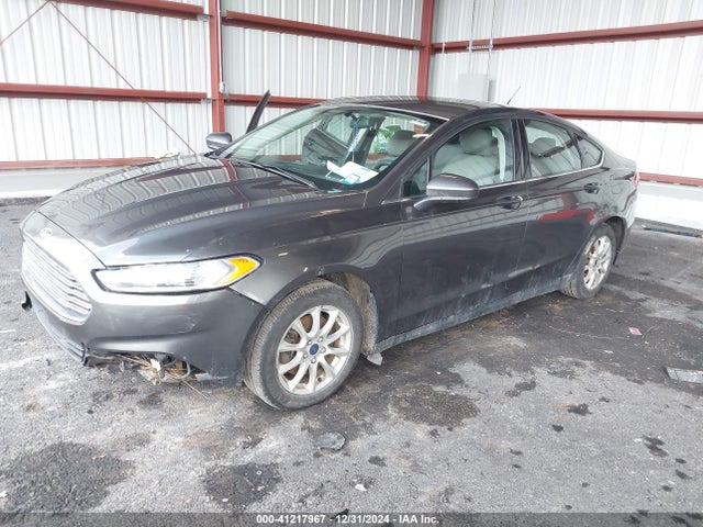 Ford FUSION S 2016 3FA6P0G73GR177327 Image 2
