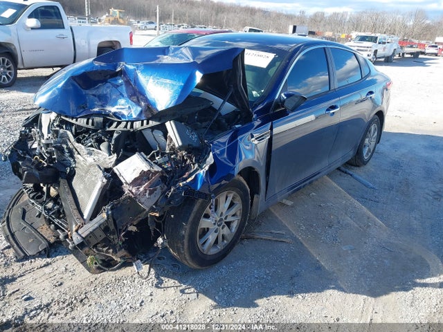 KIA Optima Lx 2017 5XXGT4L30HG170176 Image 2